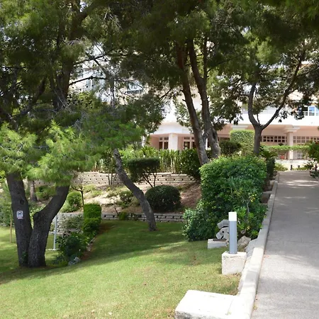 Balcon De Poniente First Line