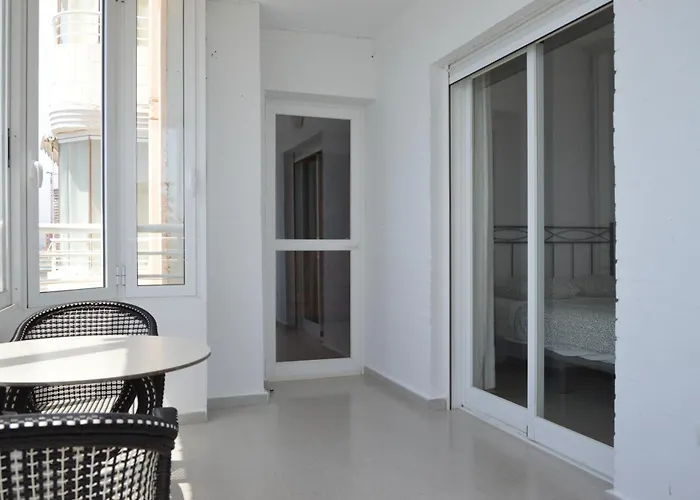 아파트 Balcon De Poniente First Line 베니돔
